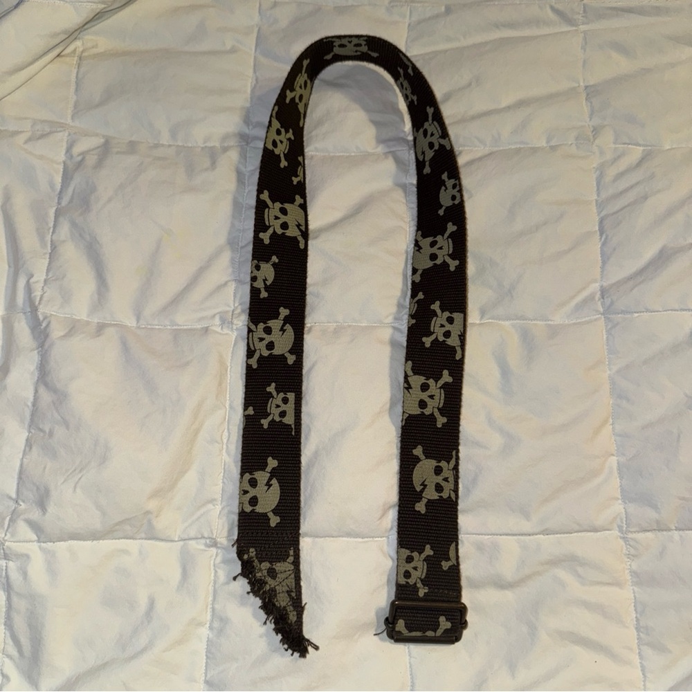 Size 10 skulls kids belt